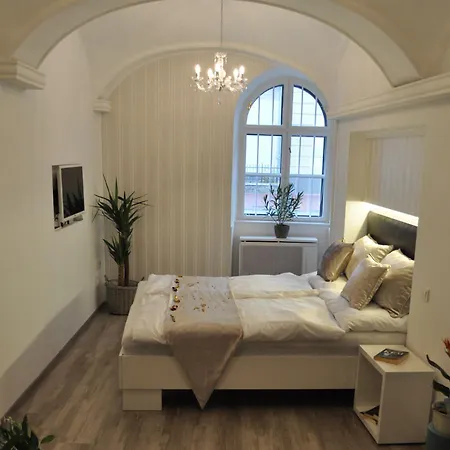 Designholz Boutique Panzio B&B Győr